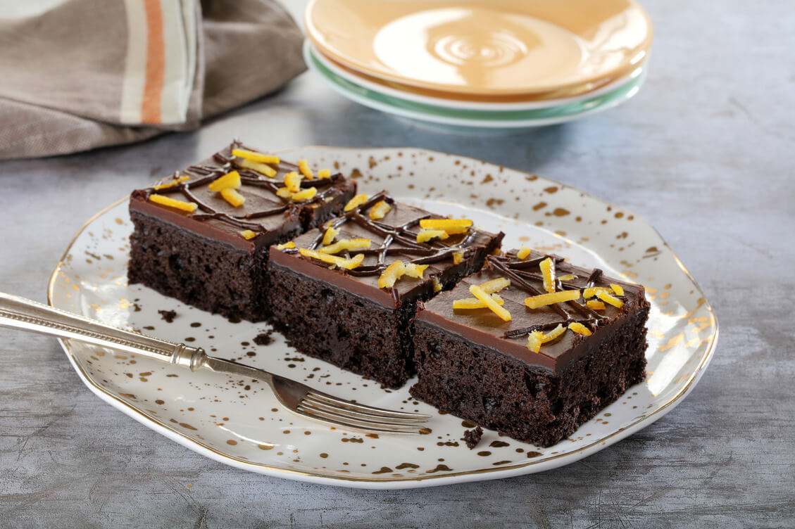 vegan-chocolate-and-orange-traycake-079689-hmc