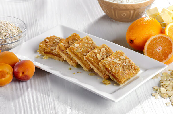 vegan-apricot-orange-and-almond-slice-077975-hmc